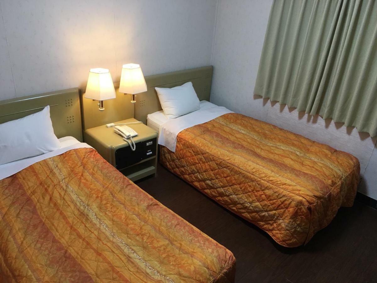 Okinawa Hotel Continental ناهَ المظهر الخارجي الصورة